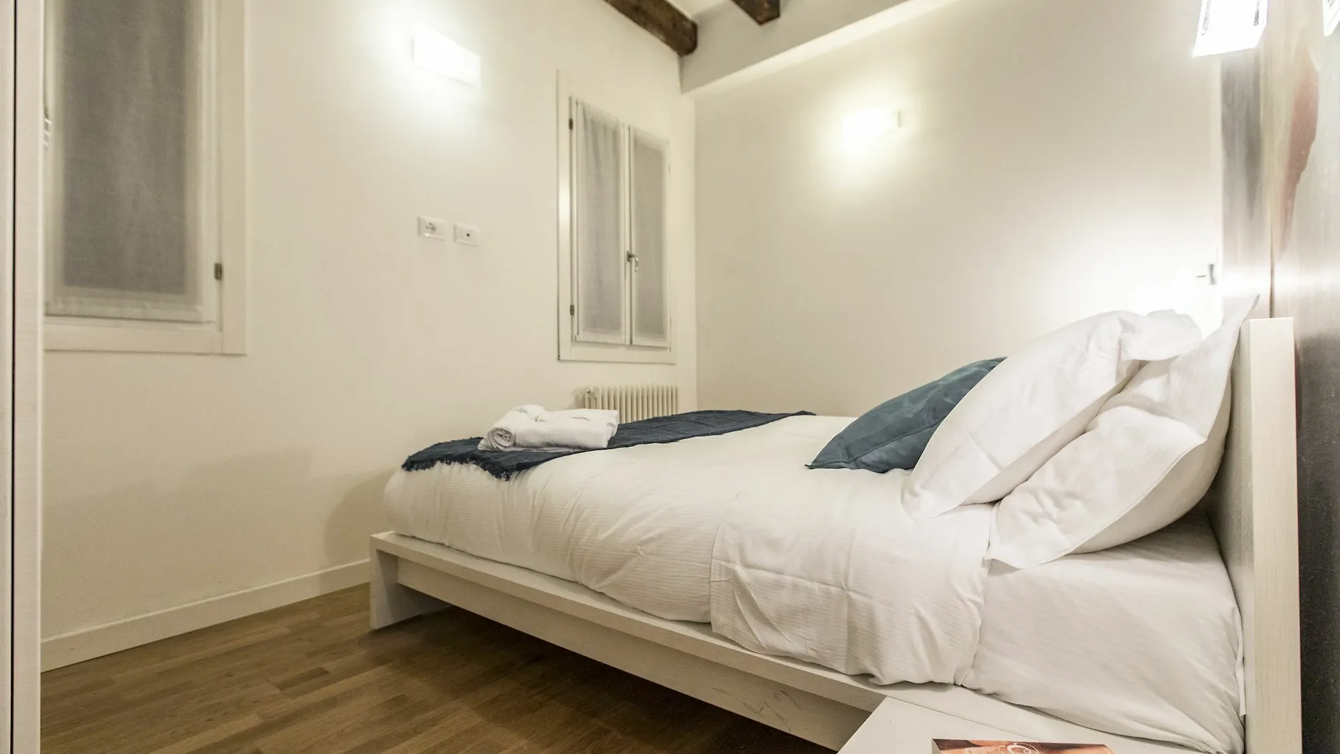 Arsenale Design Apartment R&R contacts